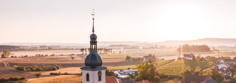 Wiesenbronn aus der Vogelperspektive